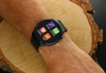 Smartwatch męski Garett V12 czarny skórzany. Męski smartwatch Garett. Męski smartwatch na pasku. Smartwatch męski Garett z rozmowami. Smartwatch na skórzanym pasku na prezent dla mężczyzny.3.jpg